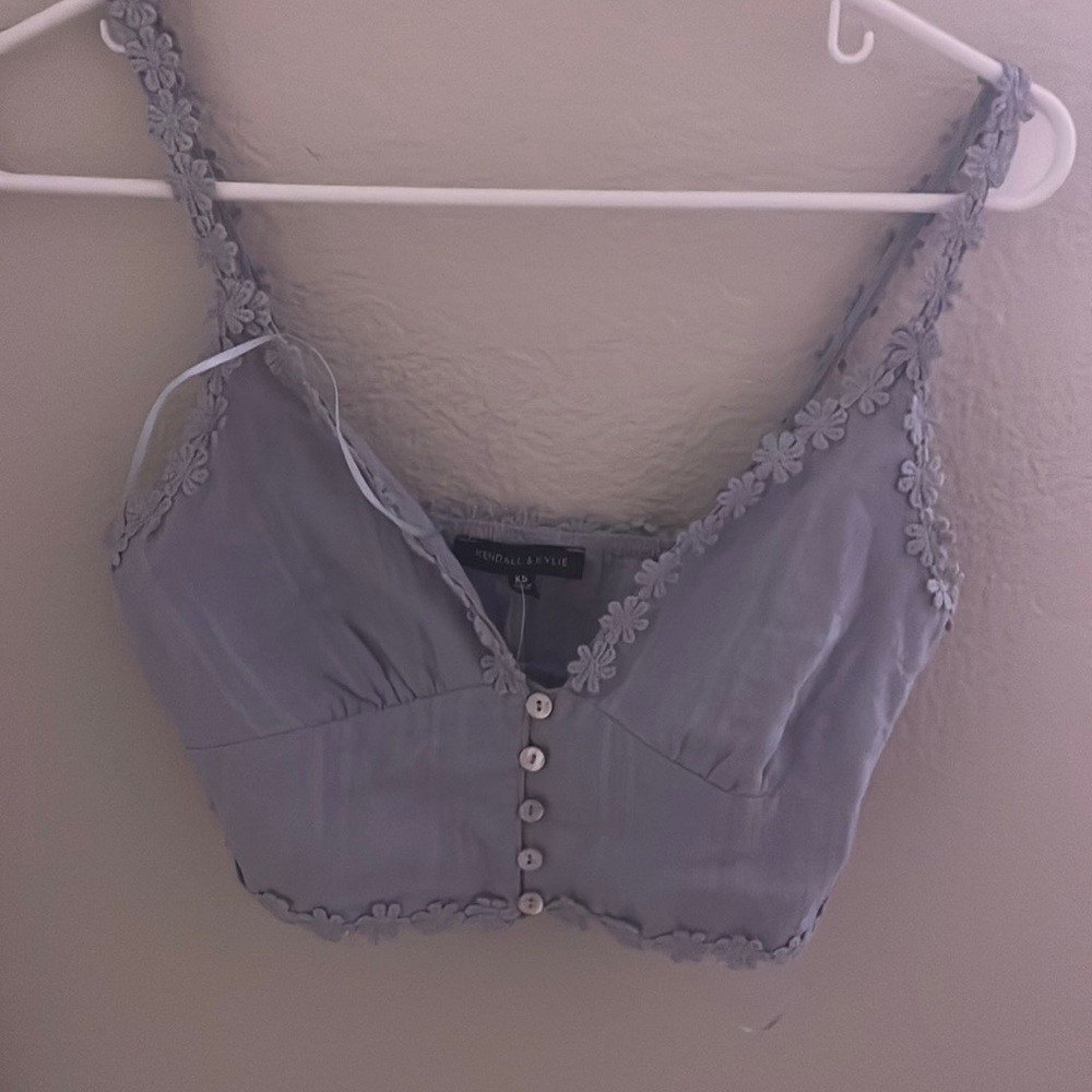kendall and kylie crop top
